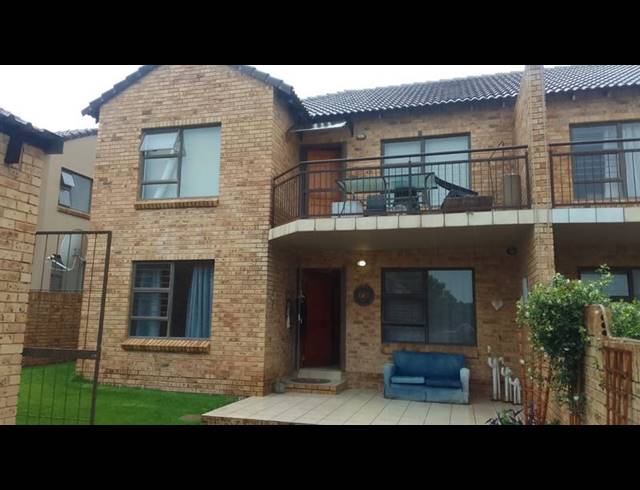 2 BEDROOM APARTMENT FOR SALE IN LILYVALE